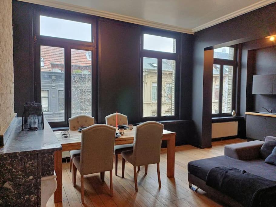 Apartment Modern App W. Authentic Features Antwerpen